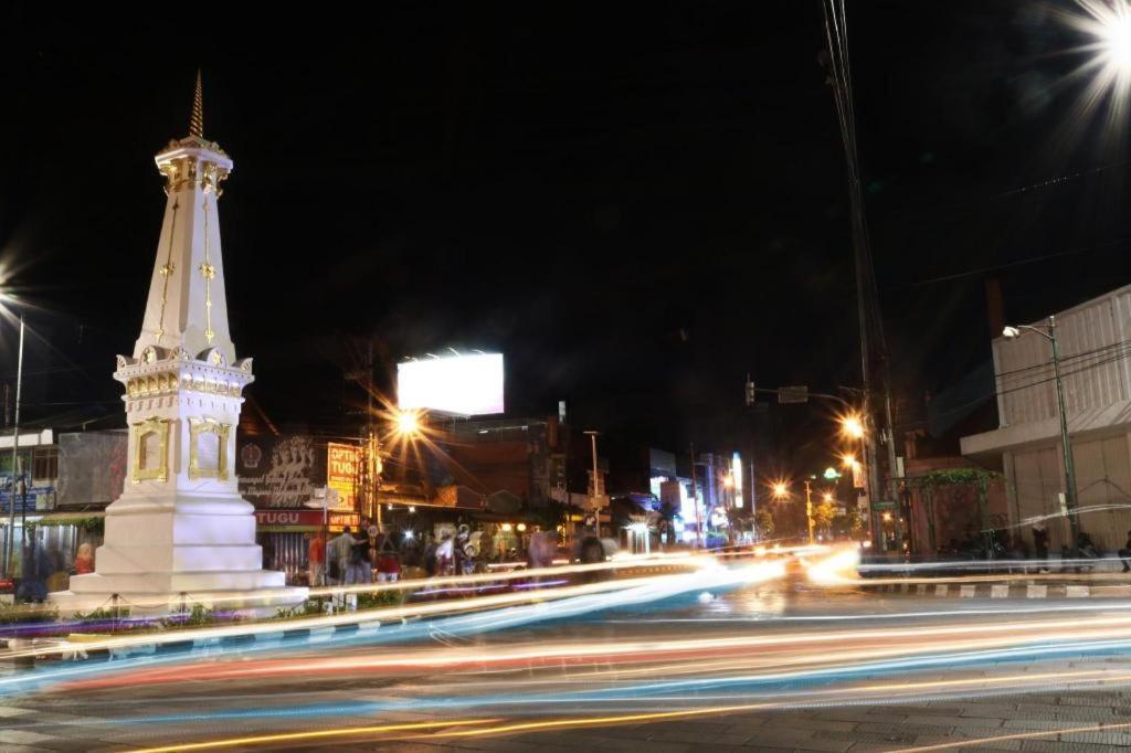 Malioboro Garden Hotel Yogyakarta Exteriör bild