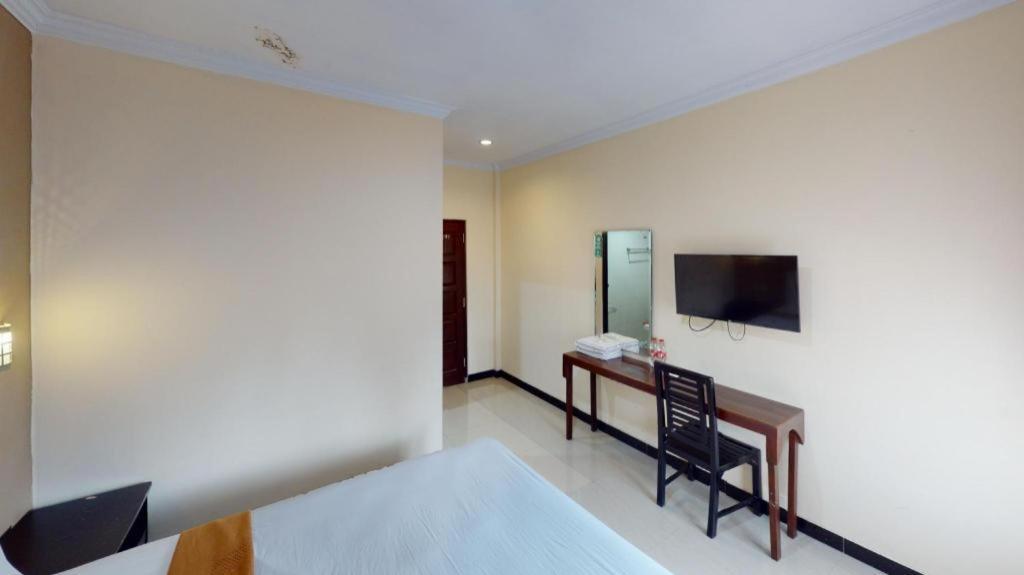 Malioboro Garden Hotel Yogyakarta Exteriör bild
