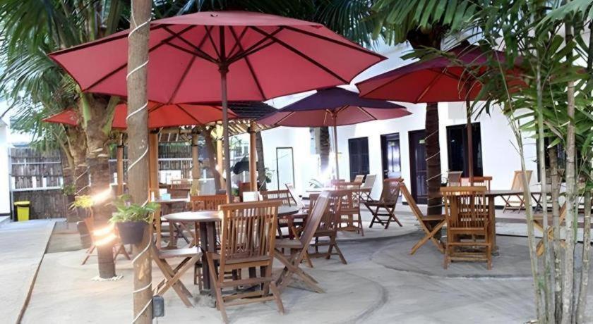 Malioboro Garden Hotel Yogyakarta Exteriör bild