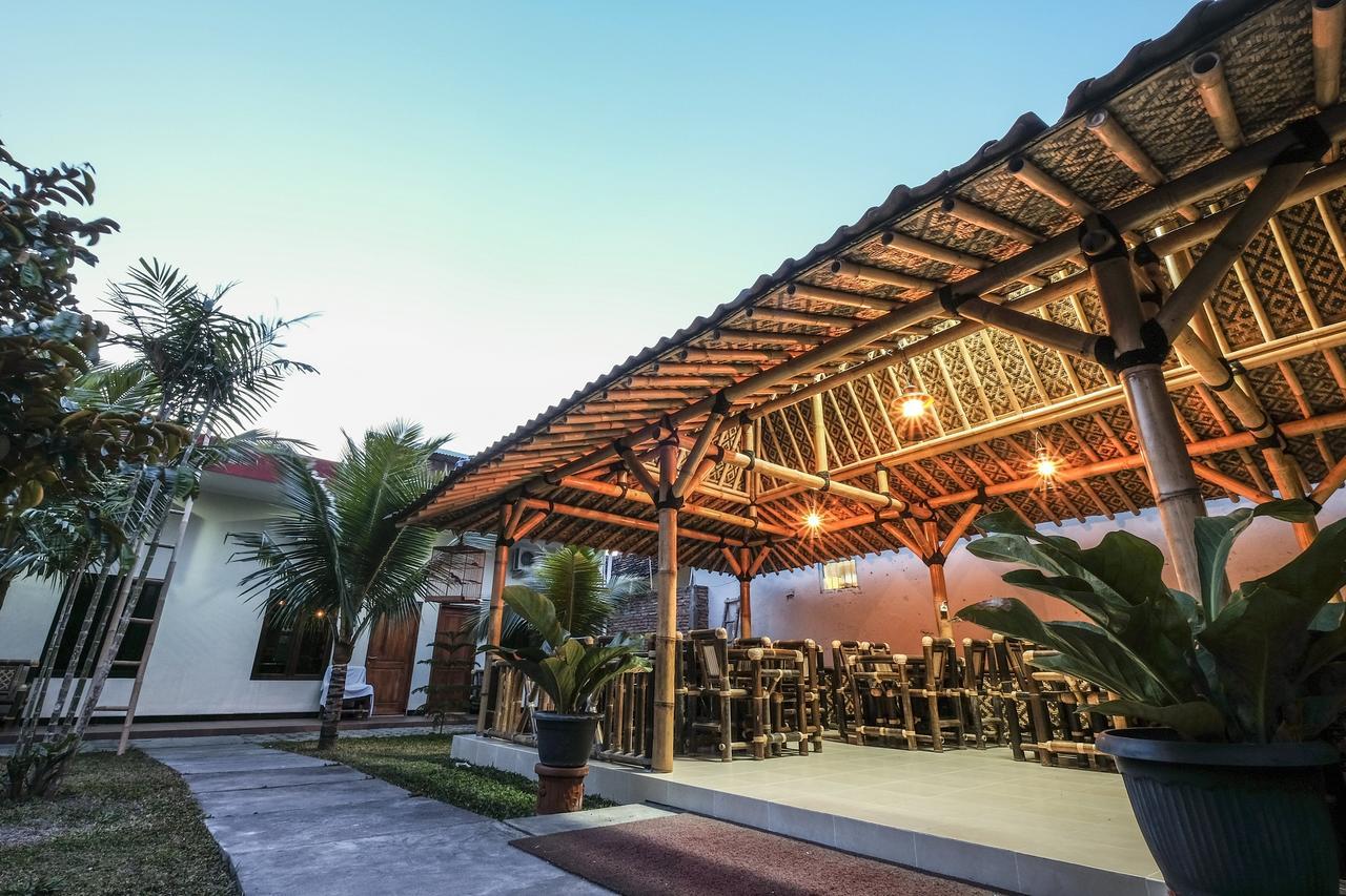 Malioboro Garden Hotel Yogyakarta Exteriör bild